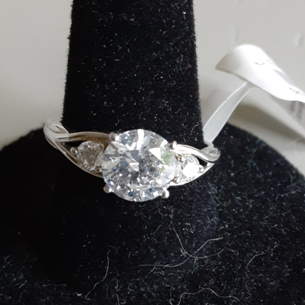 Ring. 0359